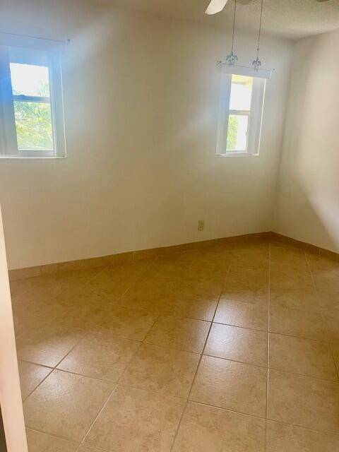 Sunrise, FL 33322,2700 W Sunrise Lakes DR 301