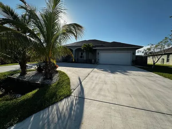 Port Saint Lucie, FL 34984,258 SW Chelsea TER