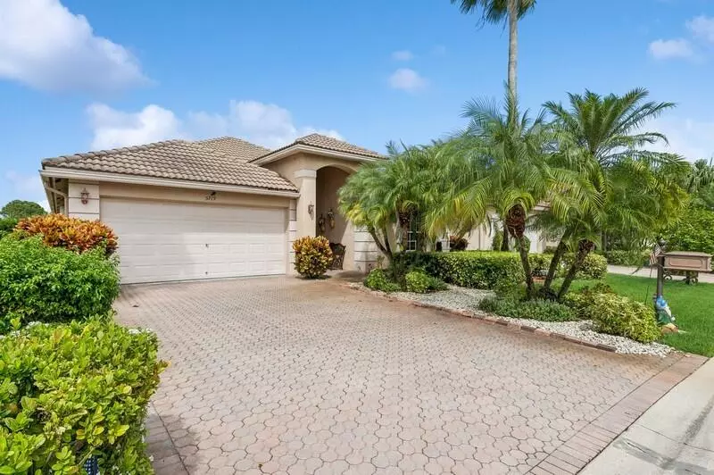 5719 S Fountains DR, Lake Worth, FL 33467