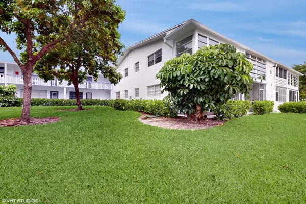 40 Prescott B 40, Deerfield Beach, FL 33442