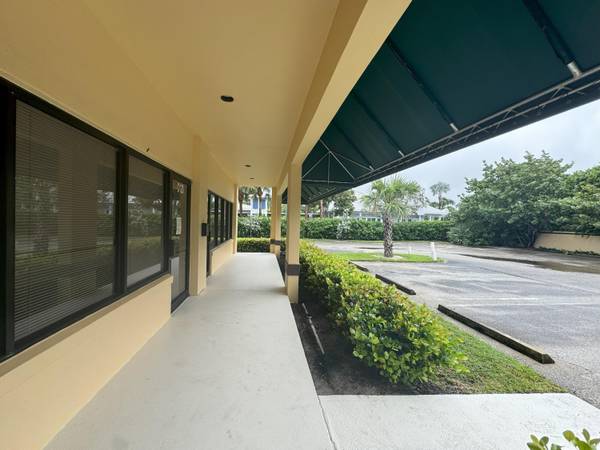 Jupiter, FL 33477,725 N Highway A1a C121