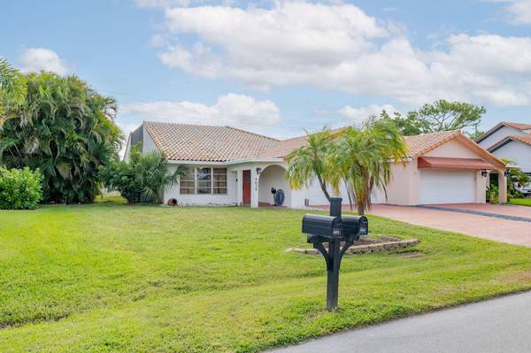 4012 SE W Fairway, Stuart, FL 34997