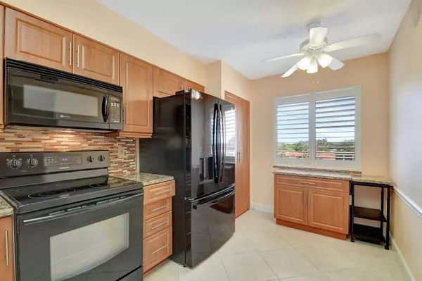 Delray Beach, FL 33484,6149 Pointe Regal CIR 407 (Ph-7)