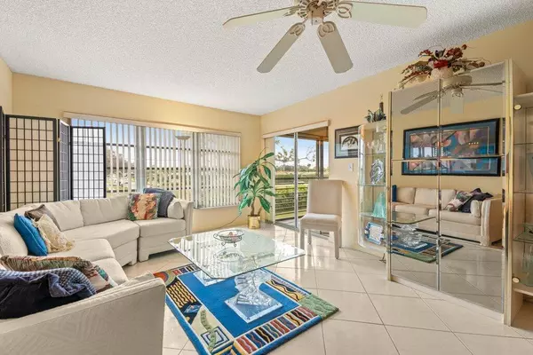 Delray Beach, FL 33484,13465 Fishtail Palm CT E