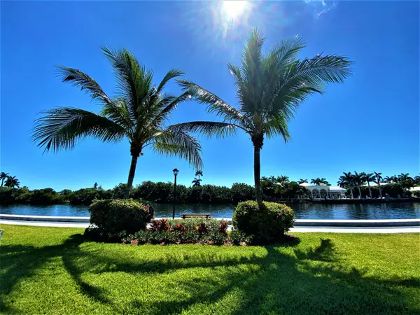 Boynton Beach, FL 33435,20 Colonial Club DR 103