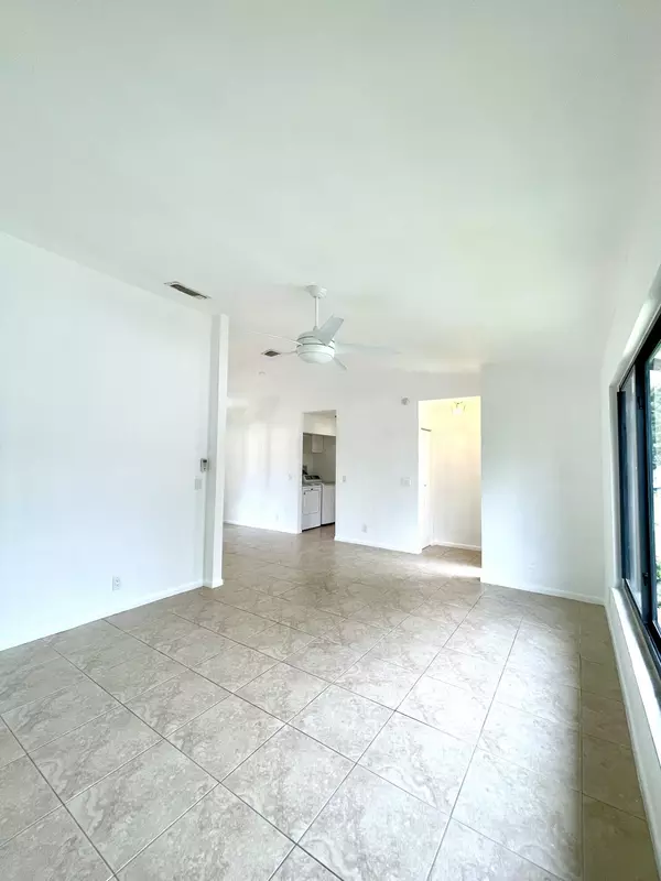 Jupiter, FL 33458,132 Sherwood CIR 15d