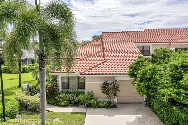 Palm Beach Gardens, FL 33418,890 Windermere WAY