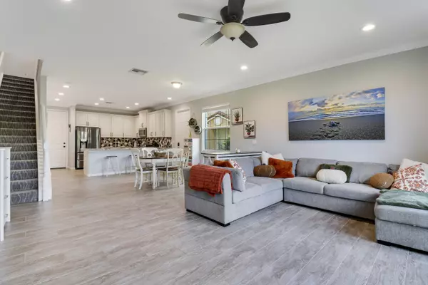 643 SW Glen Crest WAY, Stuart, FL 34997