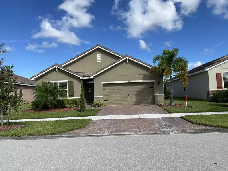 12287 Arabella DR, Port Saint Lucie, FL 34987