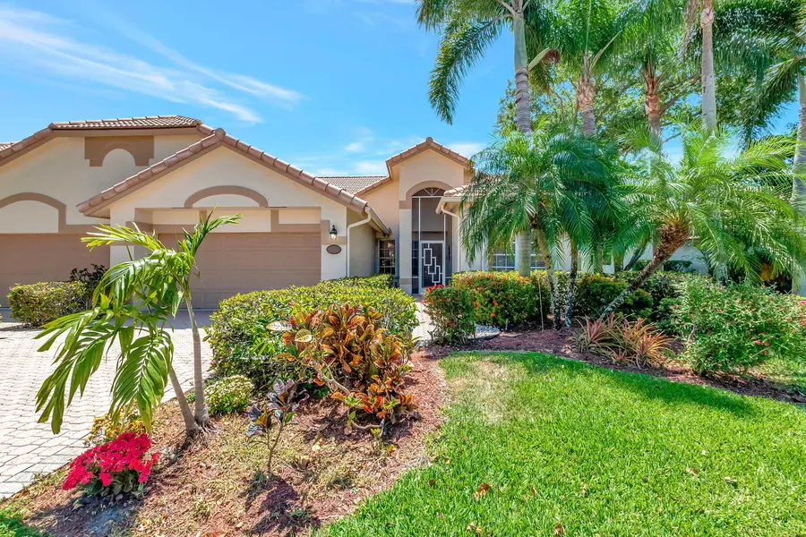 7136 Ashford LN, Boynton Beach, FL 33472