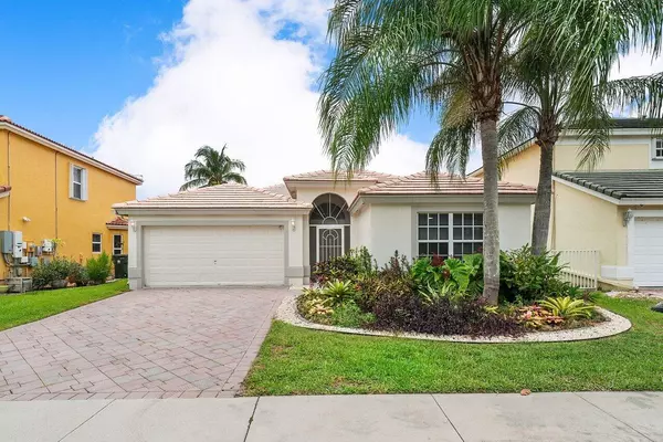 Wellington, FL 33414,2453 Country Golf DR