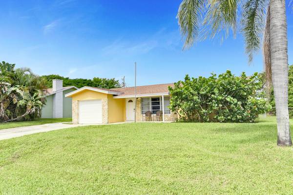 223 SW 11th AVE,  Boynton Beach,  FL 33435