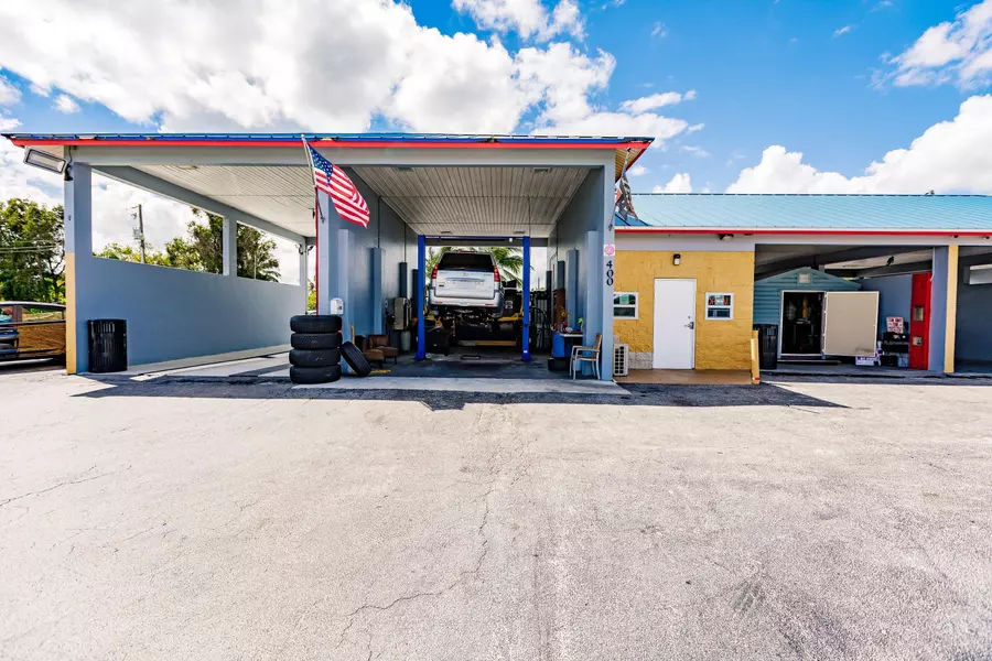 400 NW Avenue L AVE, Belle Glade, FL 33430