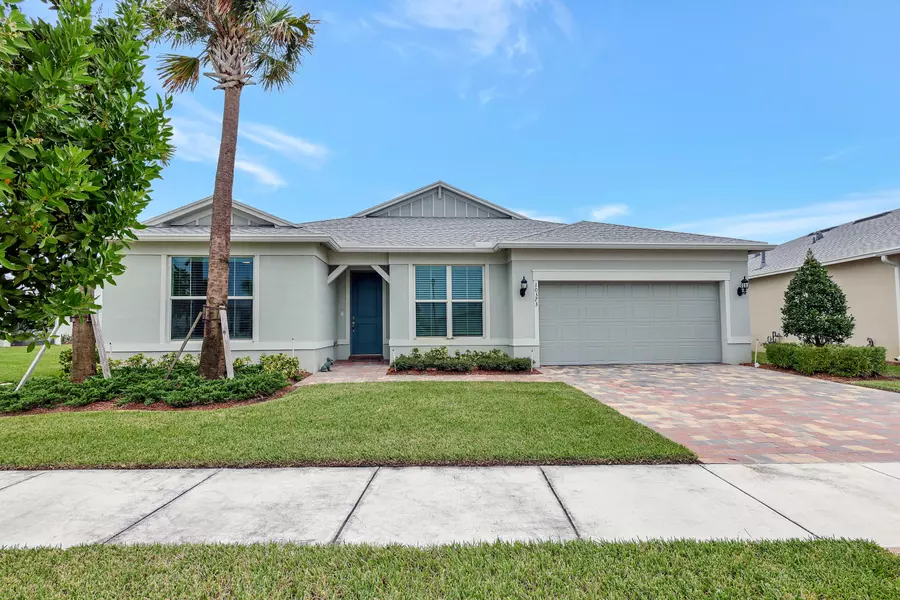 10373 SW Green Turtle LN, Port Saint Lucie, FL 34987