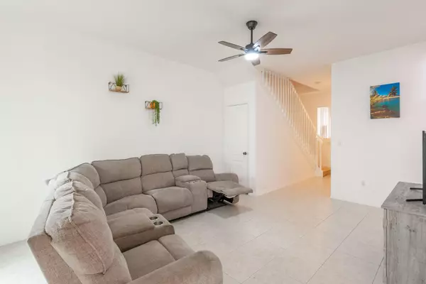 Riviera Beach, FL 33418,6112 Seminole Gardens CIR