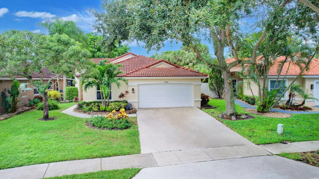 6320 Grand Cypress CIR, Lake Worth, FL 33463