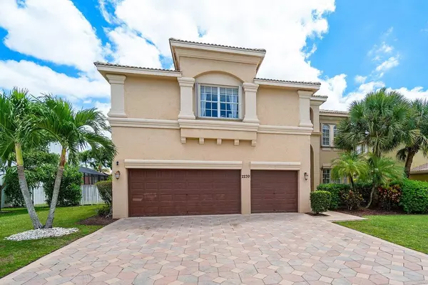 Royal Palm Beach, FL 33411,2239 Ridgewood CIR