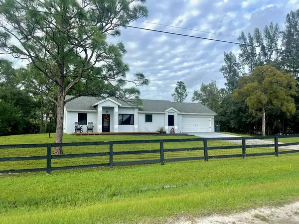 Loxahatchee, FL 33470,15741 N 68th CT