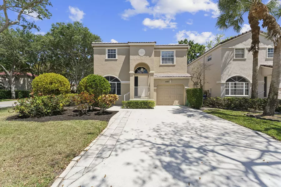 457 NW 87 LN, Coral Springs, FL 33071