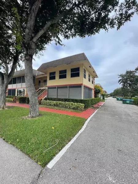 117 Stratford I A, West Palm Beach, FL 33417