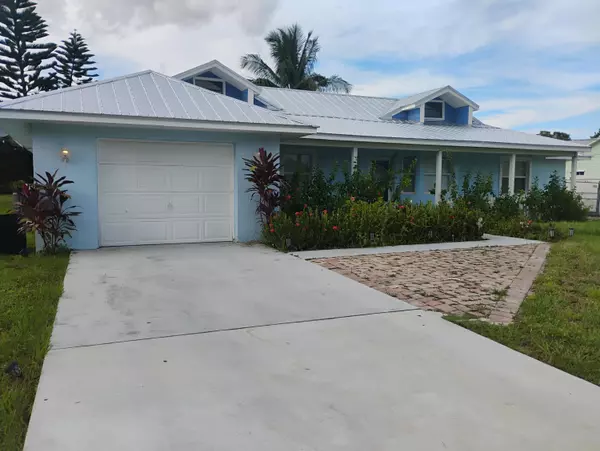 445 SW Cherryhill RD, Port Saint Lucie, FL 34953