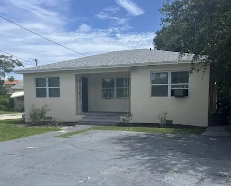 1755 N 4th AVE, Lake Worth Beach, FL 33460