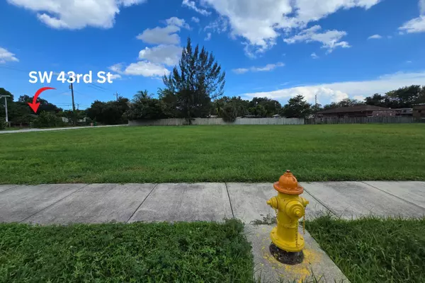 Davie, FL 33314,63 SW Sw AVE