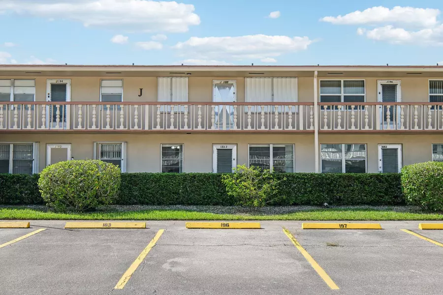 183 Northampton J, West Palm Beach, FL 33417