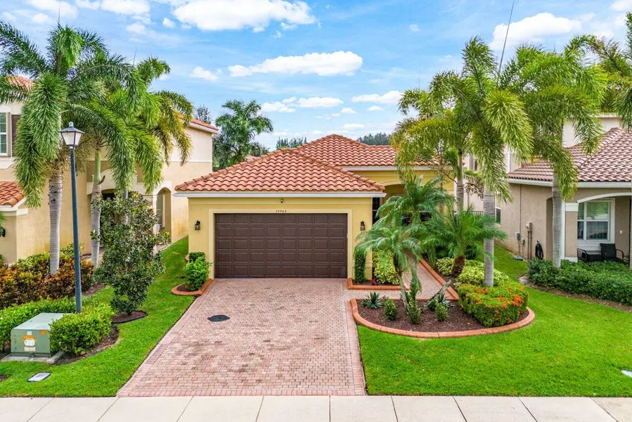 10562 Cape Delabra CT, Boynton Beach, FL 33473