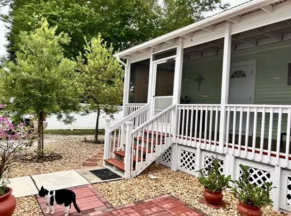 Pahokee, FL 33476,1931 Bacom Point RD