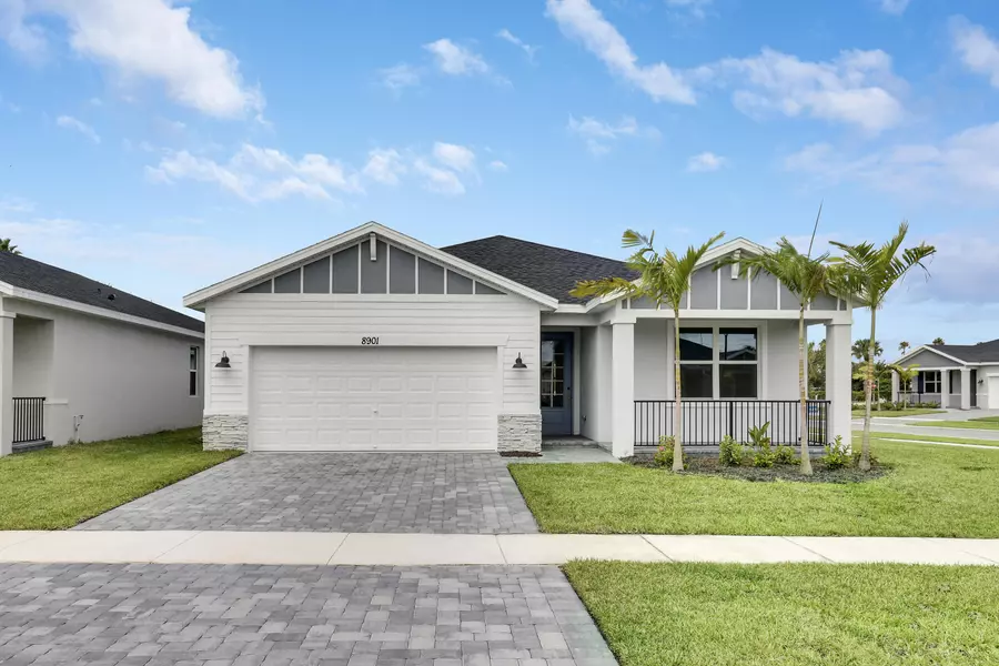 8901 Dahlia CIR, Port Saint Lucie, FL 34986