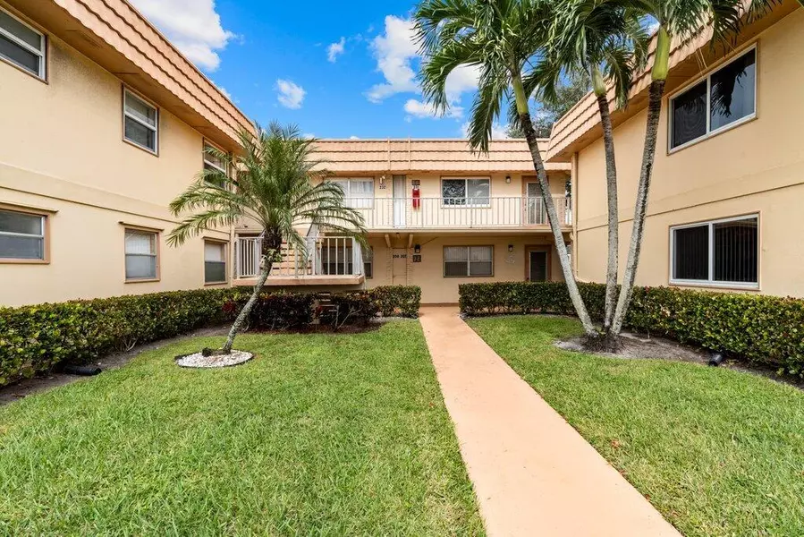 207 E Saxony 207, Delray Beach, FL 33446