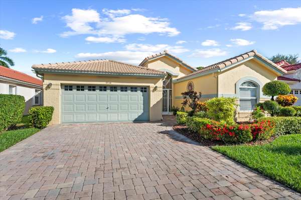 9734 Harbour Lake CIR, Boynton Beach, FL 33437