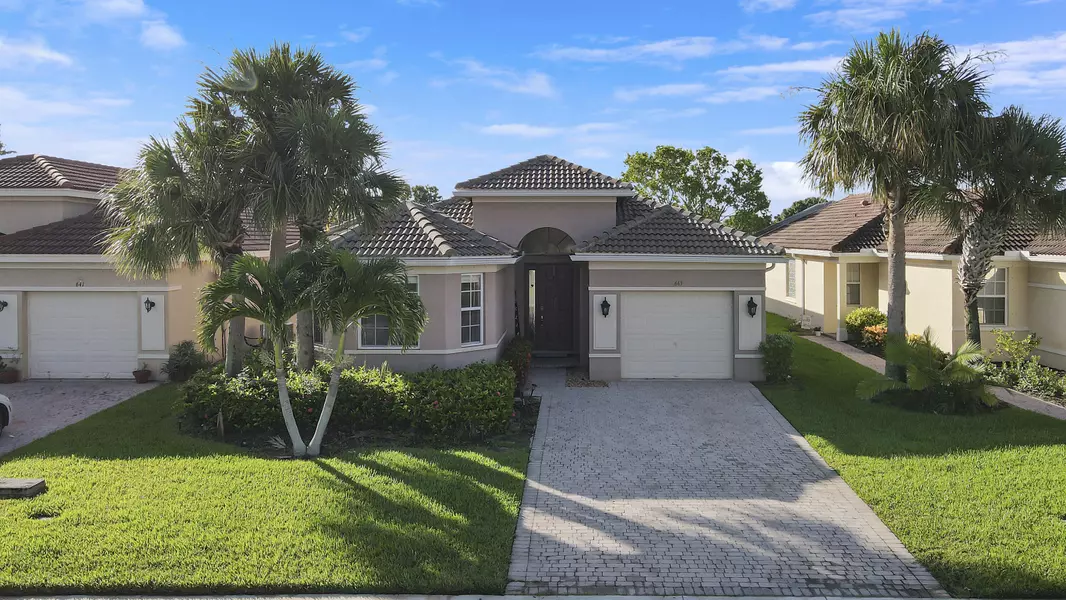 643 NW Stanford LN, Port Saint Lucie, FL 34983