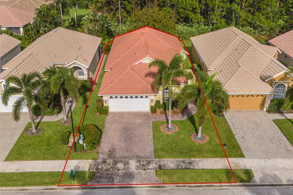 Port Saint Lucie, FL 34953,620 SW St Thomas CV