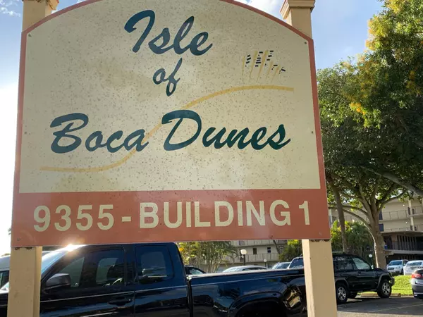 Boca Raton, FL 33428,9355 SW 8th ST 202