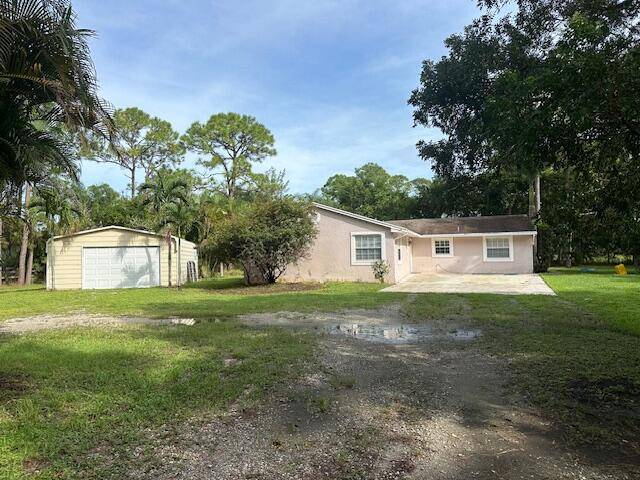 15669 N 97th RD, The Acreage, FL 33412