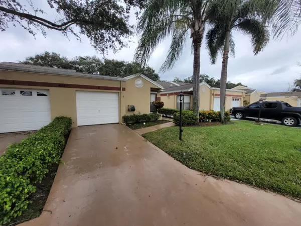 4521 Discovery LN 2, West Palm Beach, FL 33417