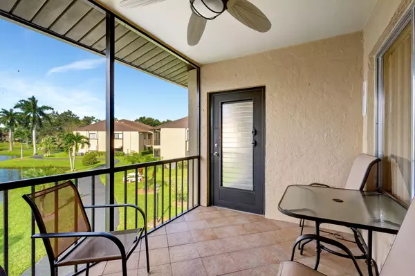 Greenacres, FL 33463,203 Pine Hov CIR B-2