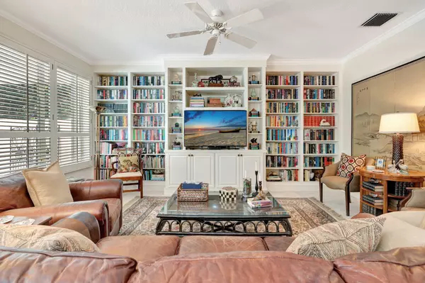 Palm Beach Gardens, FL 33410,17 Princewood LN