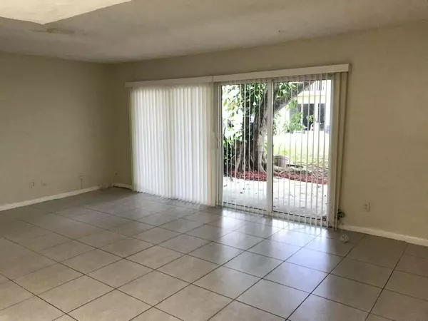 West Palm Beach, FL 33405,2800 Georgia AVE