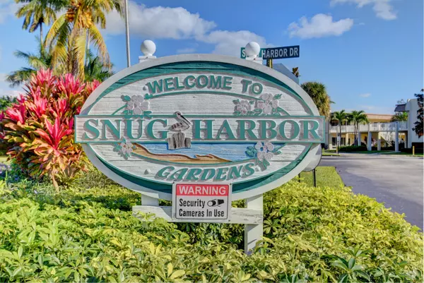 Boynton Beach, FL 33435,624 Snug Harbor DR B15