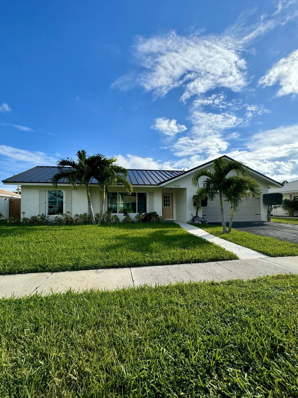 Boca Raton, FL 33486,928 SW 3rd ST