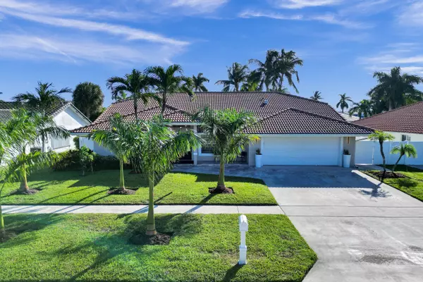 Boca Raton, FL 33487,7400 Rosewood CIR