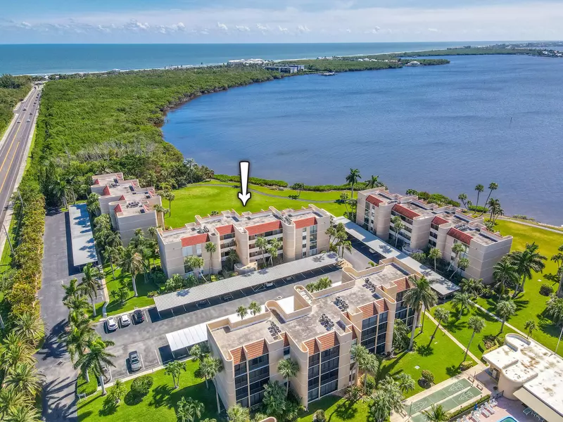 3482 NE Causeway BLVD 402, Jensen Beach, FL 34957