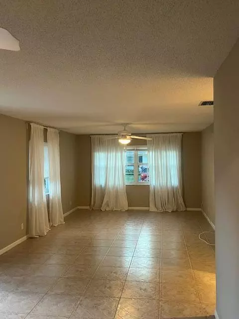 Boynton Beach, FL 33436,10106 S 44th DR 366