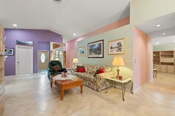 Delray Beach, FL 33484,16425 Del Palacio CT