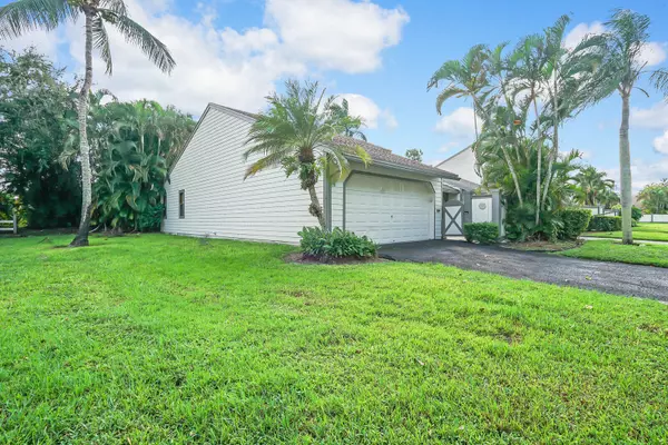 Wellington, FL 33414,13388 Bedford Mews CT