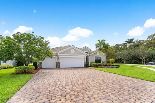 Lake Worth, FL 33467,9550 Wrangler DR