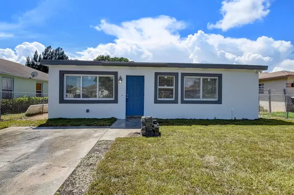 44 NW 13th AVE, Delray Beach, FL 33444